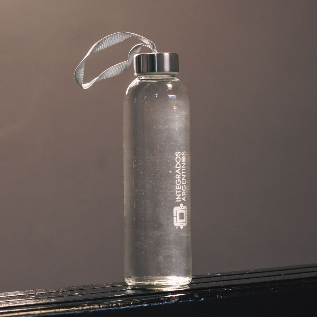 Botella de Vidrio Integrados Argentinos by AMD